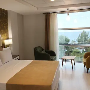 Hotel Alarga Premier